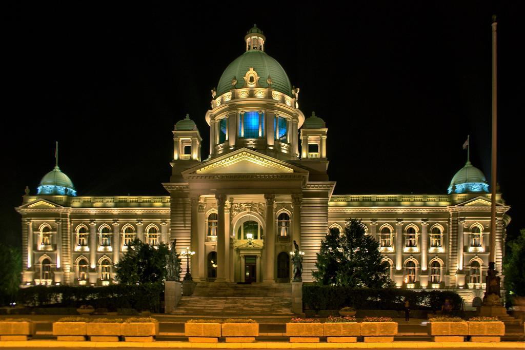 Dominic Smart & Luxury Suites - Parliament بلغراد المظهر الخارجي الصورة